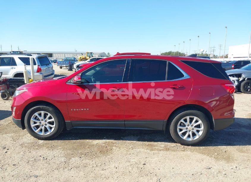Photo 14 of 2018 Chevrolet Equinox LT (VIN 2GNAXJEV8J6336926)