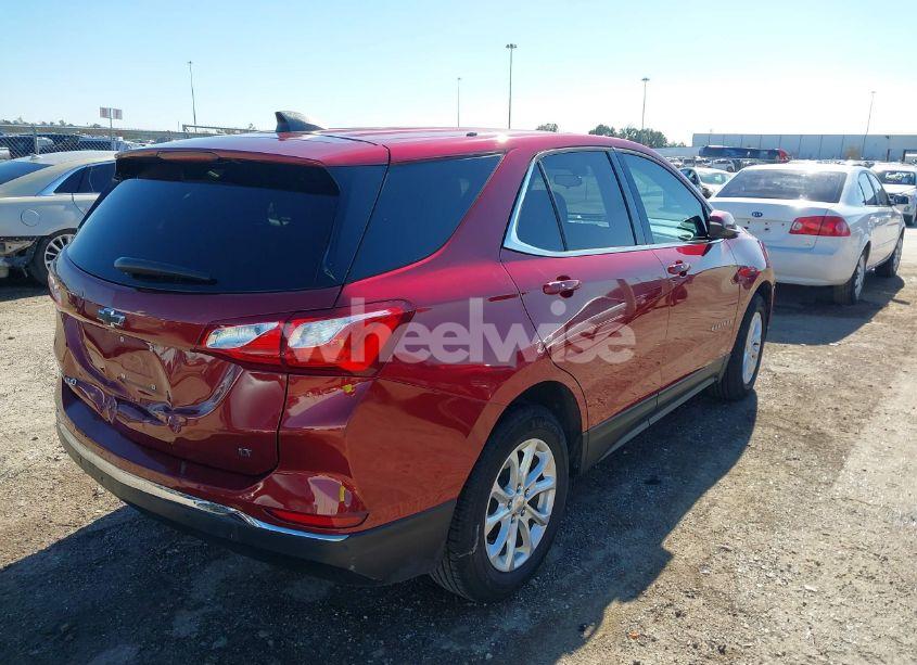 Photo 4 of 2018 Chevrolet Equinox LT (VIN 2GNAXJEV8J6336926)