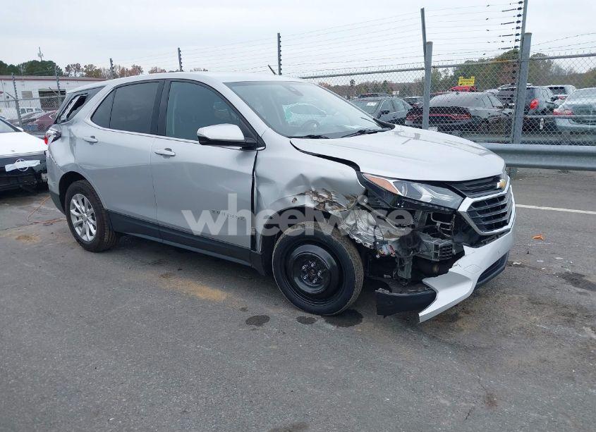 2019 Chevrolet Equinox LT (VIN 2GNAXJEV8K6268306) main photo