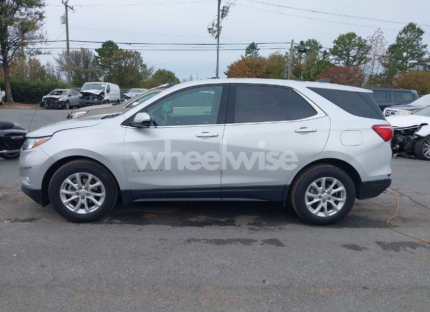 Photo 15 of 2019 Chevrolet Equinox LT (VIN 2GNAXJEV8K6268306)