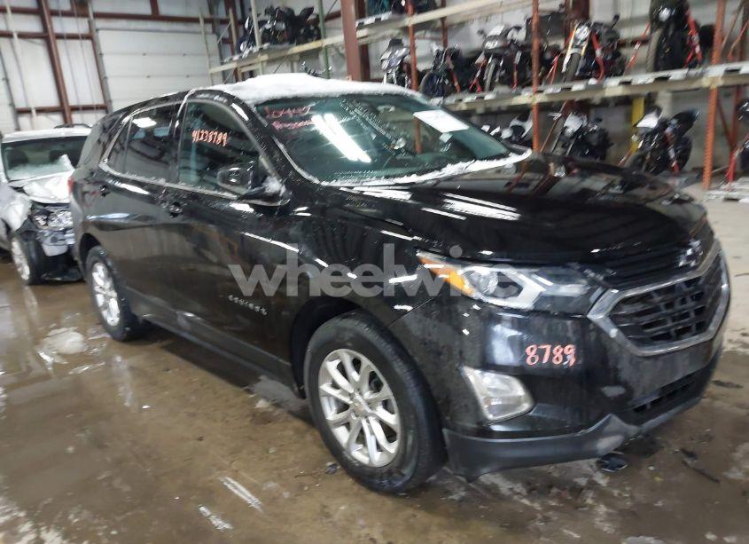 2020 Chevrolet Equinox FWD 2FL (VIN 2GNAXJEV8L6211492) main photo
