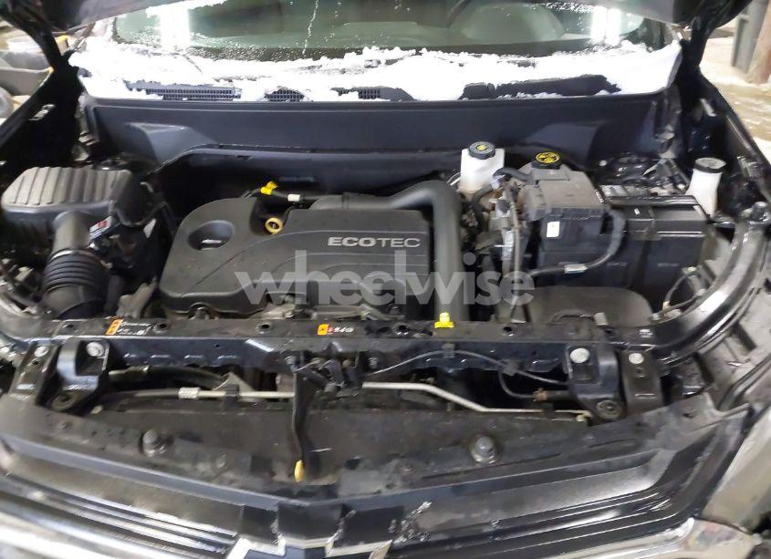 Photo 10 of 2020 Chevrolet Equinox FWD 2FL (VIN 2GNAXJEV8L6211492)