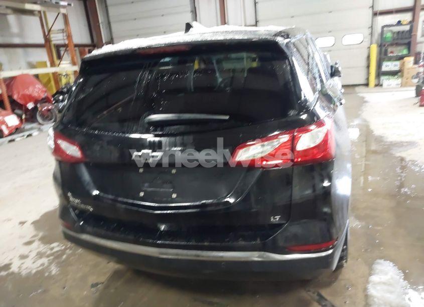 Photo 16 of 2020 Chevrolet Equinox FWD 2FL (VIN 2GNAXJEV8L6211492)