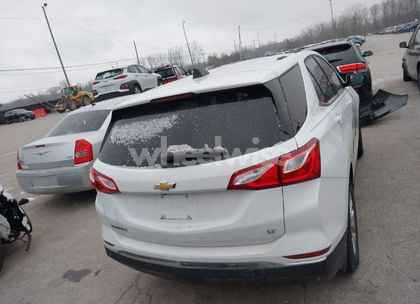 Photo 17 of 2018 Chevrolet Equinox LT (VIN 2GNAXJEV9J6112533)