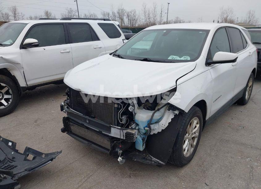 Photo 6 of 2018 Chevrolet Equinox LT (VIN 2GNAXJEV9J6112533)