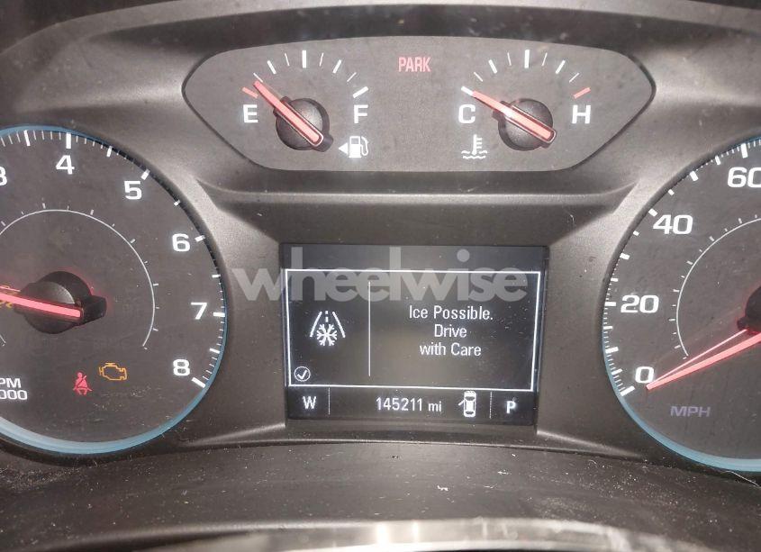 Photo 7 of 2018 Chevrolet Equinox LT (VIN 2GNAXJEV9J6112533)