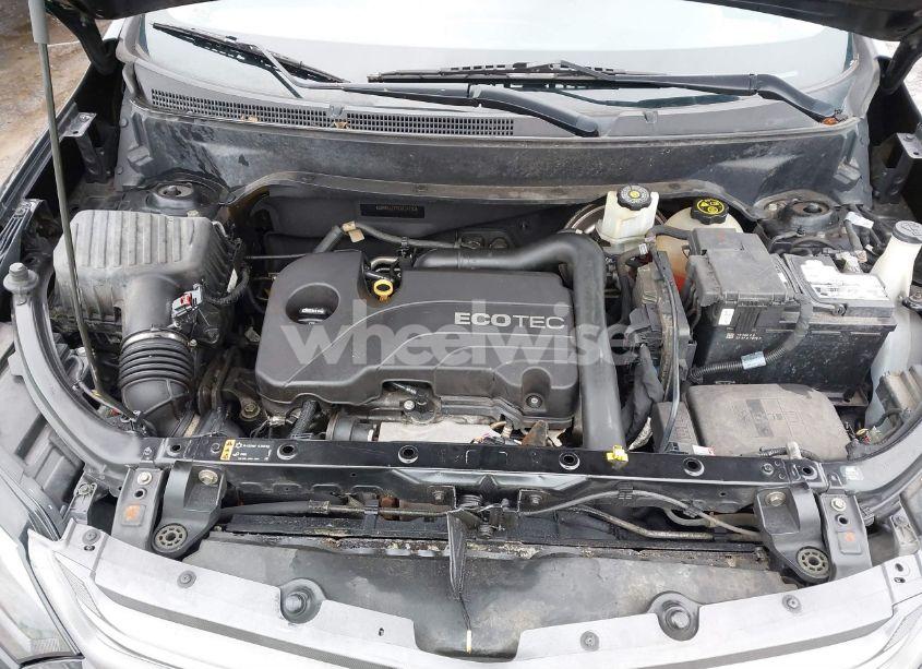 Photo 10 of 2018 Chevrolet Equinox LT (VIN 2GNAXJEV9J6134130)