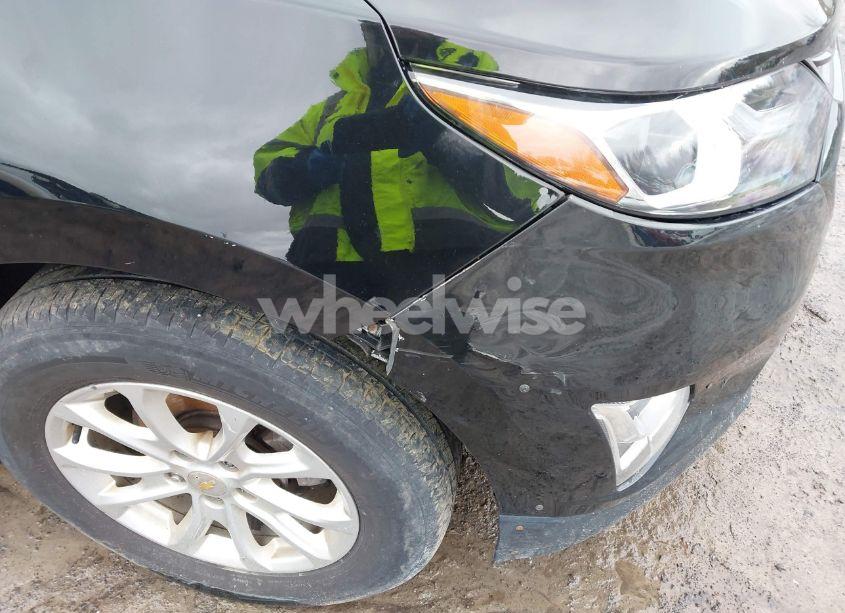 Photo 18 of 2018 Chevrolet Equinox LT (VIN 2GNAXJEV9J6134130)