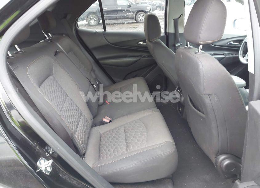 Photo 8 of 2018 Chevrolet Equinox LT (VIN 2GNAXJEV9J6134130)