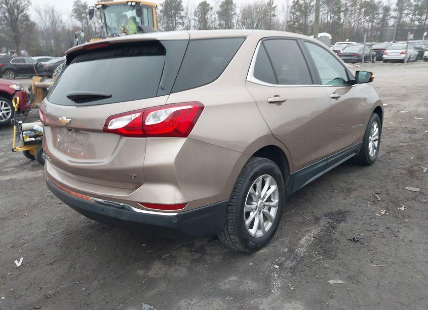 Photo 4 of 2018 Chevrolet Equinox LT (VIN 2GNAXJEV9J6162784)