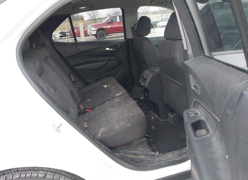 Photo 8 of 2018 Chevrolet Equinox LT (VIN 2GNAXJEV9J6214382)