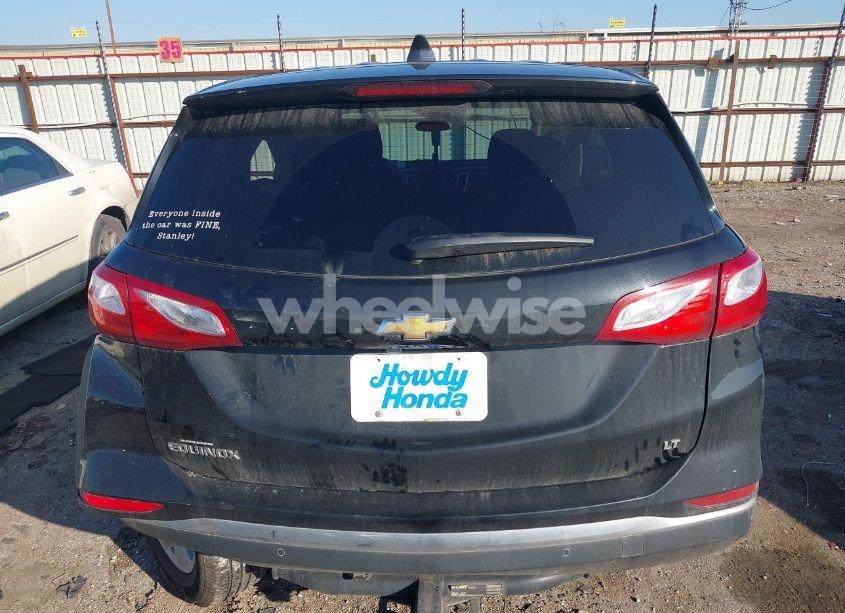 Photo 16 of 2018 Chevrolet Equinox LT (VIN 2GNAXJEV9J6221655)