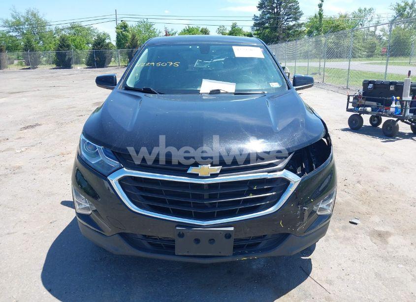 Photo 12 of 2018 Chevrolet Equinox LT (VIN 2GNAXJEV9J6246149)