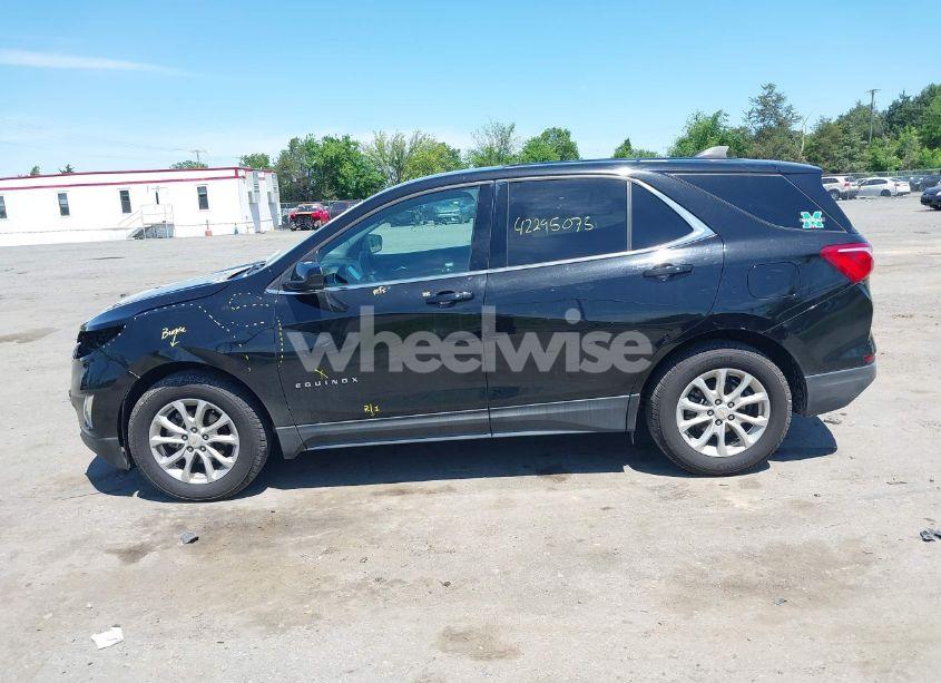 Photo 14 of 2018 Chevrolet Equinox LT (VIN 2GNAXJEV9J6246149)