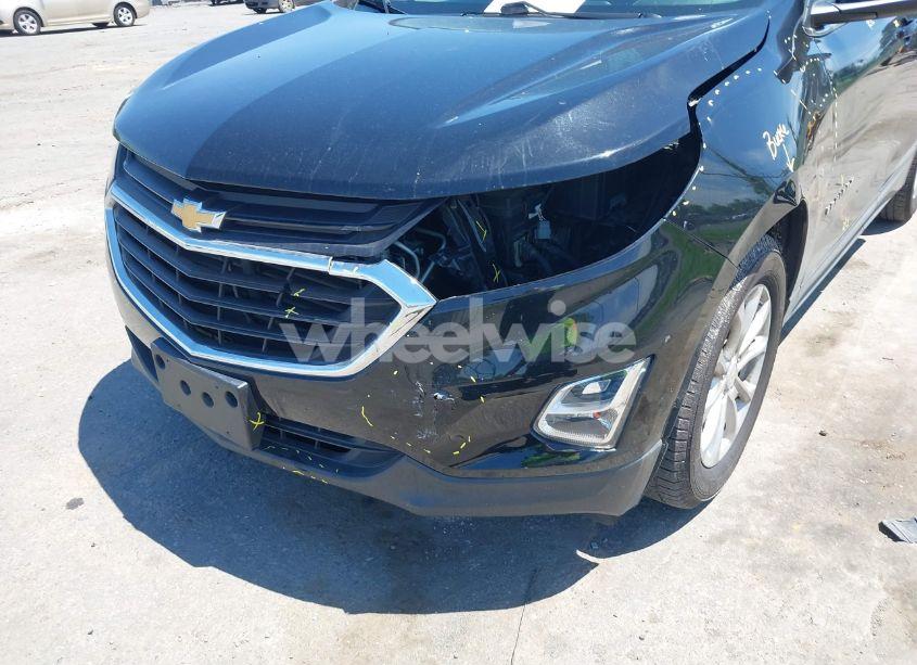 Photo 6 of 2018 Chevrolet Equinox LT (VIN 2GNAXJEV9J6246149)