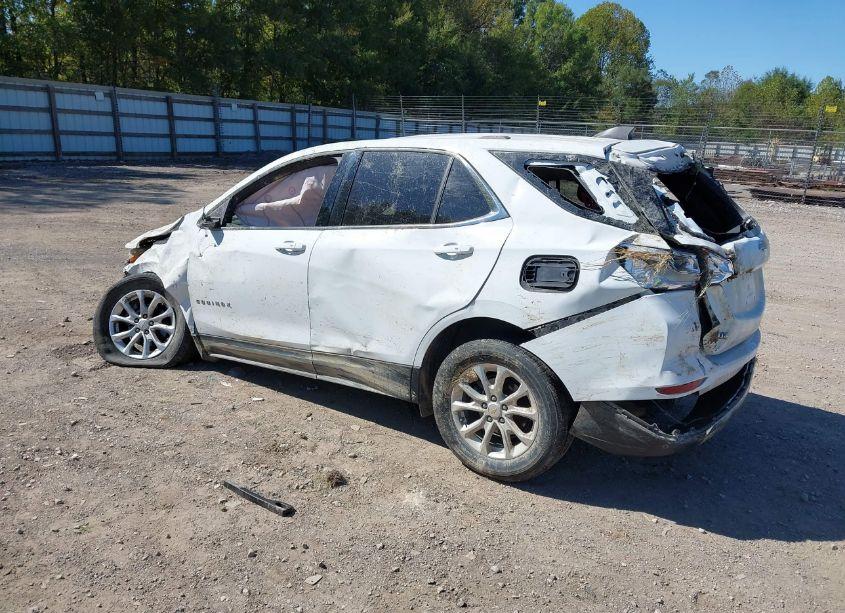 Photo 3 of 2018 Chevrolet Equinox LT (VIN 2GNAXJEV9J6251075)