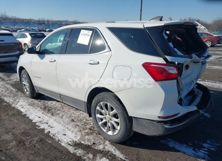 Photo 3 of 2018 Chevrolet Equinox LT (VIN 2GNAXJEV9J6260939)