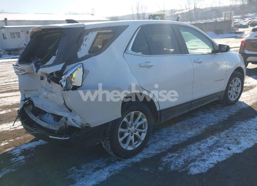 Photo 4 of 2018 Chevrolet Equinox LT (VIN 2GNAXJEV9J6260939)