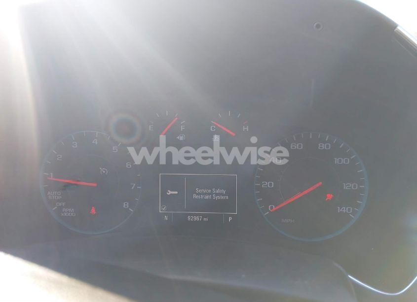 Photo 7 of 2018 Chevrolet Equinox LT (VIN 2GNAXJEV9J6260939)