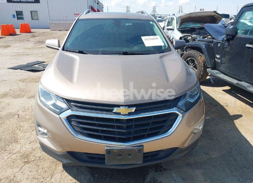 Photo 12 of 2018 Chevrolet Equinox LT (VIN 2GNAXJEV9J6278308)