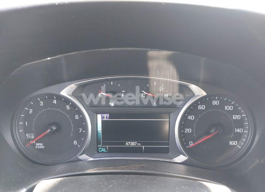 Photo 7 of 2018 Chevrolet Equinox LT (VIN 2GNAXJEV9J6278308)