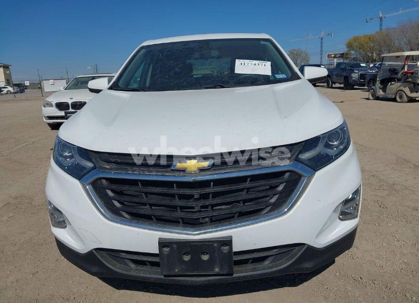 Photo 13 of 2018 Chevrolet Equinox LT (VIN 2GNAXJEV9J6281872)