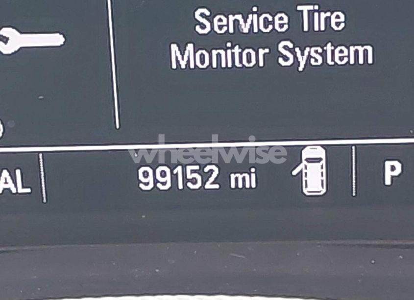 Photo 16 of 2018 Chevrolet Equinox LT (VIN 2GNAXJEV9J6281872)