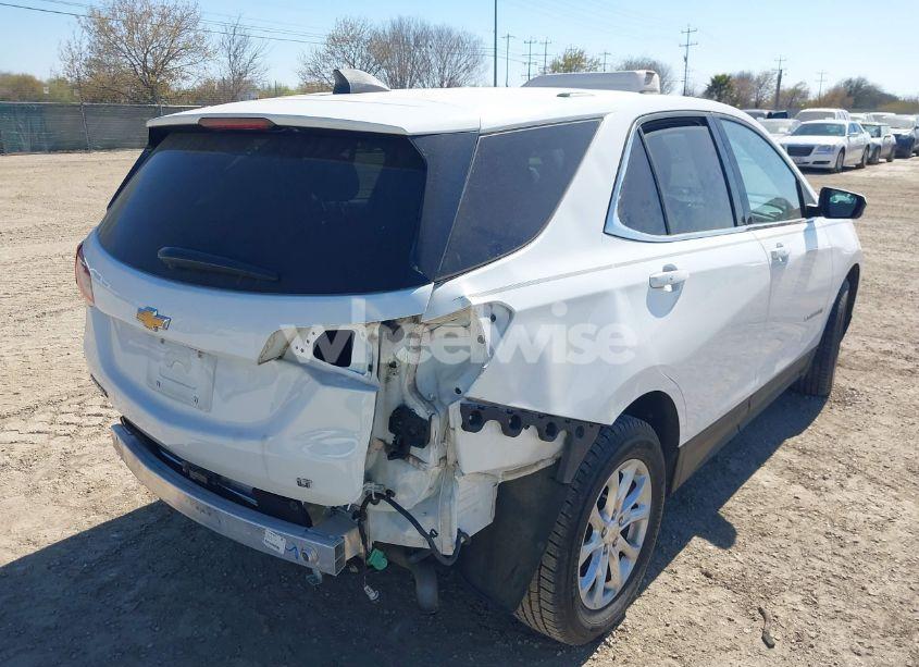 Photo 4 of 2018 Chevrolet Equinox LT (VIN 2GNAXJEV9J6281872)