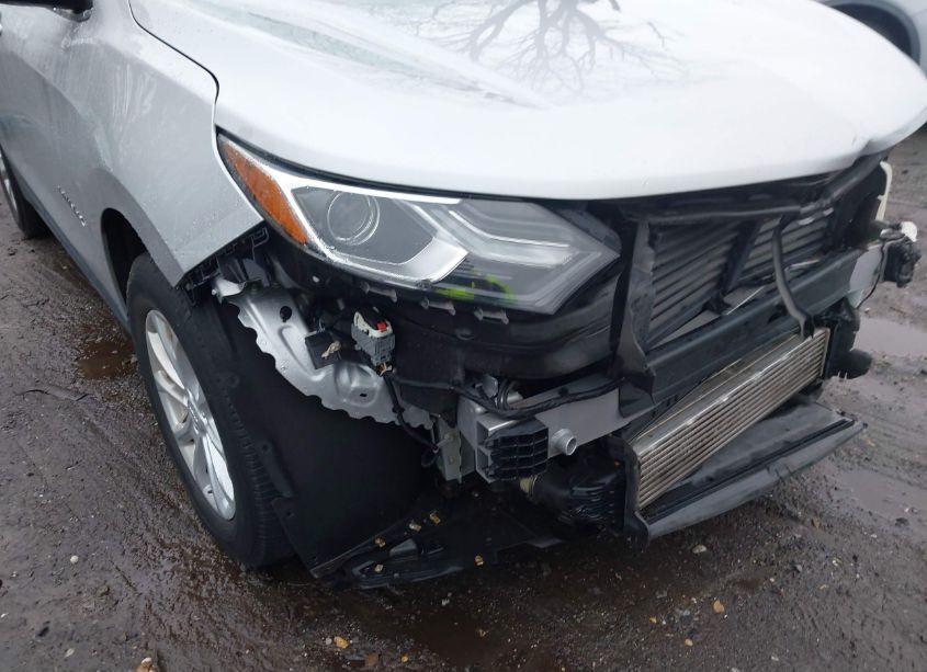 Photo 19 of 2018 Chevrolet Equinox LT (VIN 2GNAXJEV9J6284741)