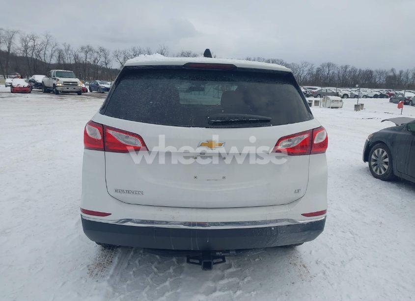 Photo 17 of 2018 Chevrolet Equinox LT (VIN 2GNAXJEV9J6290166)