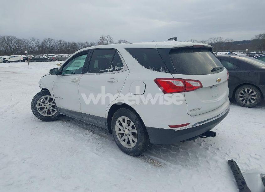 Photo 3 of 2018 Chevrolet Equinox LT (VIN 2GNAXJEV9J6290166)