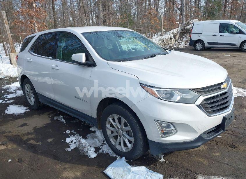 2018 Chevrolet Equinox LT (VIN 2GNAXJEV9J6302736) main photo