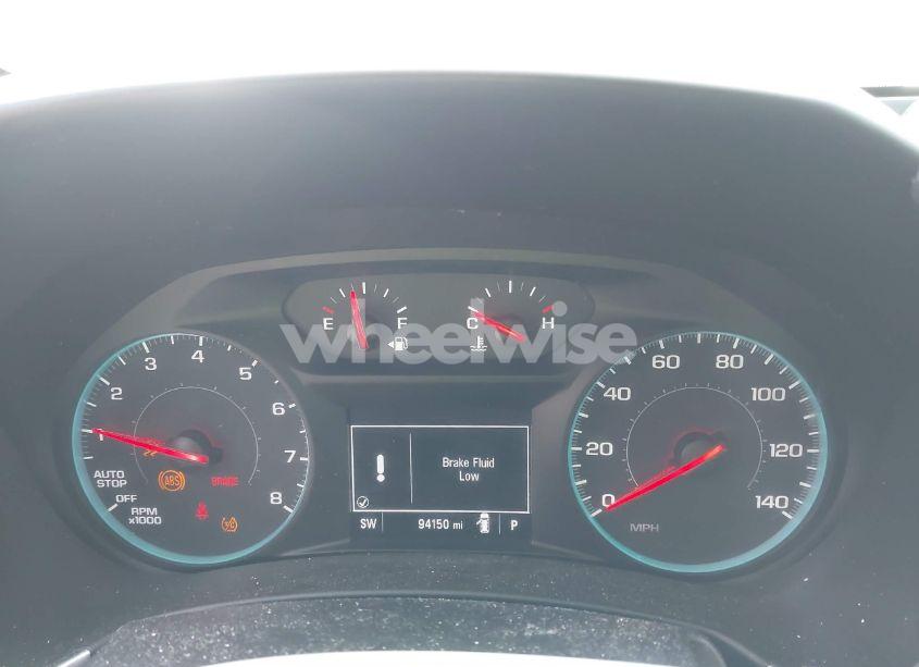 Photo 7 of 2018 Chevrolet Equinox LT (VIN 2GNAXJEV9J6302736)