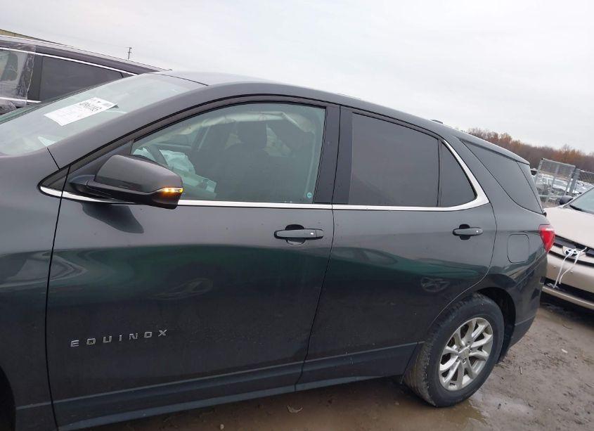 Photo 14 of 2018 Chevrolet Equinox LT (VIN 2GNAXJEV9J6305734)