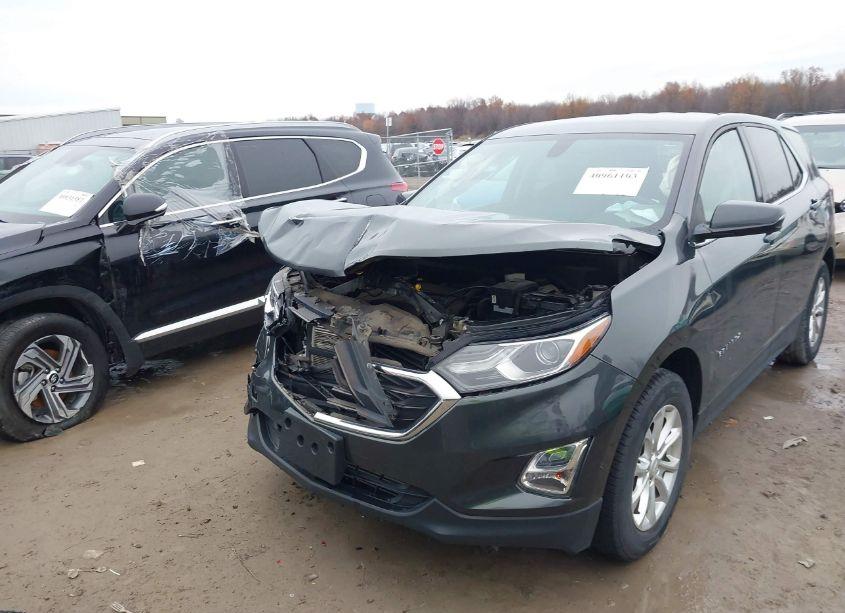 Photo 6 of 2018 Chevrolet Equinox LT (VIN 2GNAXJEV9J6305734)