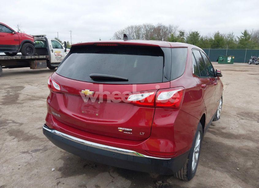 Photo 4 of 2018 Chevrolet Equinox LT (VIN 2GNAXJEV9J6349037)