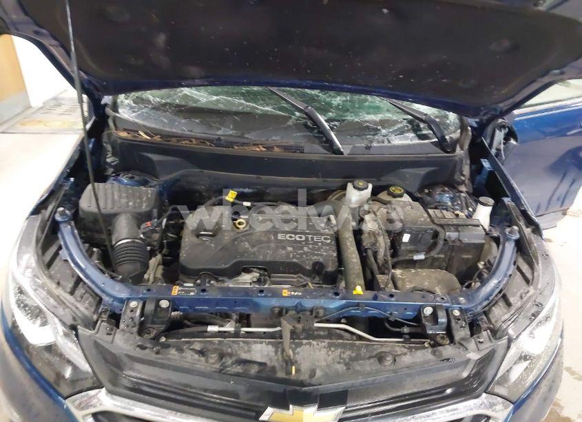 Photo 10 of 2019 Chevrolet Equinox LT (VIN 2GNAXJEV9K6260361)