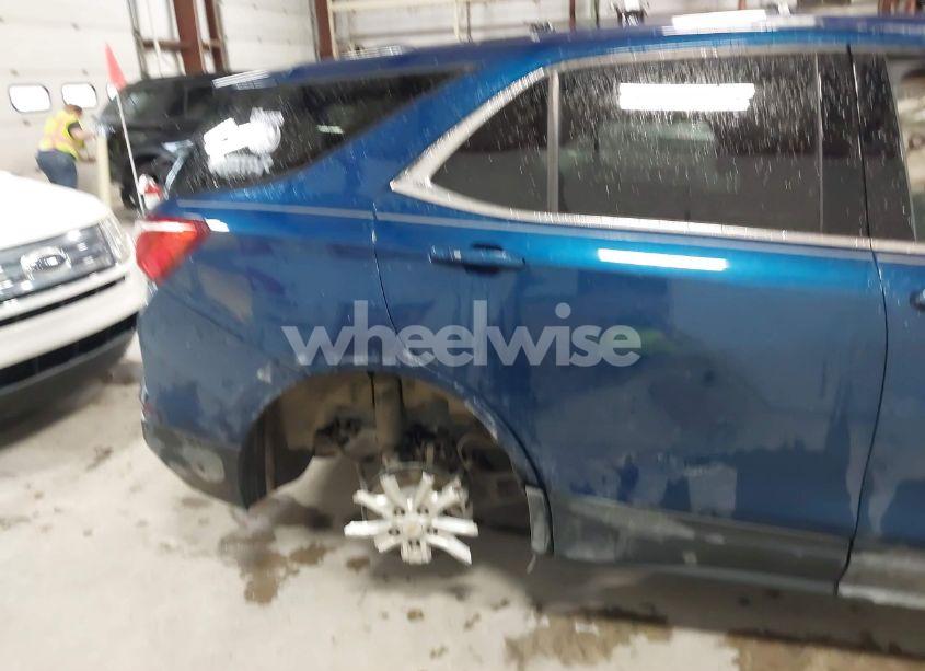 Photo 18 of 2019 Chevrolet Equinox LT (VIN 2GNAXJEV9K6260361)