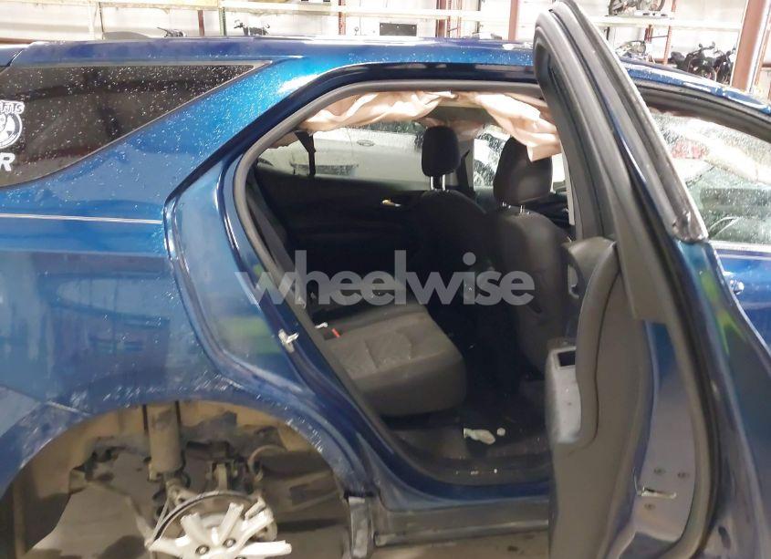 Photo 8 of 2019 Chevrolet Equinox LT (VIN 2GNAXJEV9K6260361)