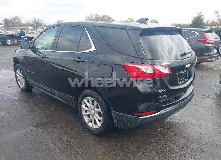 Photo 3 of 2019 Chevrolet Equinox LT (VIN 2GNAXJEV9K6284353)