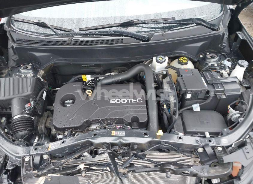 Photo 10 of 2018 Chevrolet Equinox LT (VIN 2GNAXJEVXJ6102609)