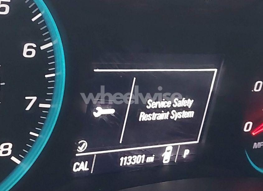 Photo 15 of 2018 Chevrolet Equinox LT (VIN 2GNAXJEVXJ6102609)