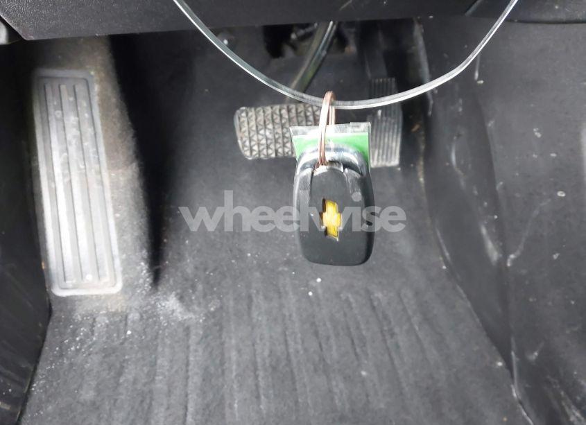 Photo 11 of 2018 Chevrolet Equinox LT (VIN 2GNAXJEVXJ6107518)