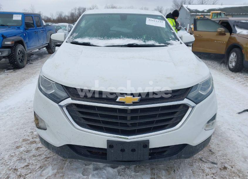 Photo 12 of 2018 Chevrolet Equinox LT (VIN 2GNAXJEVXJ6107518)