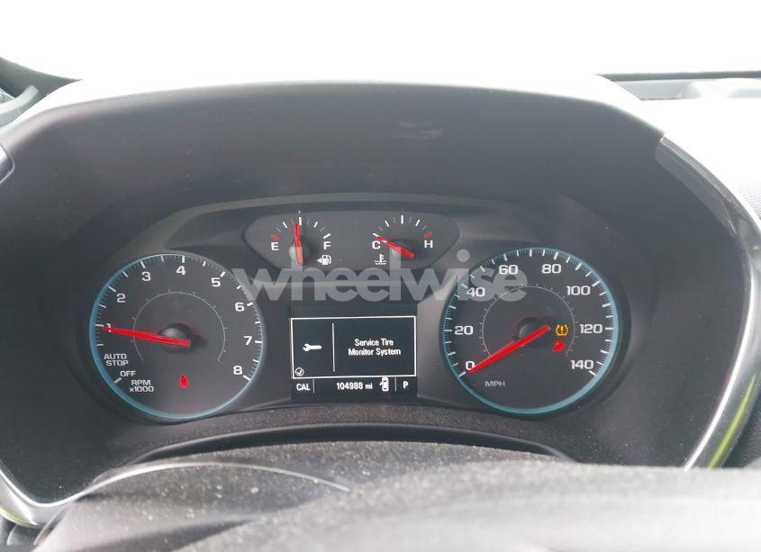 Photo 15 of 2018 Chevrolet Equinox LT (VIN 2GNAXJEVXJ6107518)