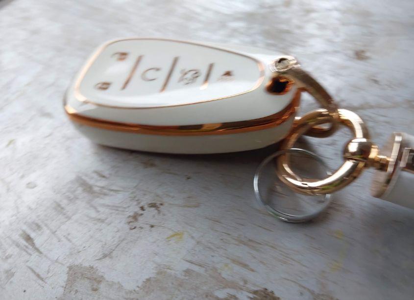 Photo 11 of 2018 Chevrolet Equinox LT (VIN 2GNAXJEVXJ6109589)