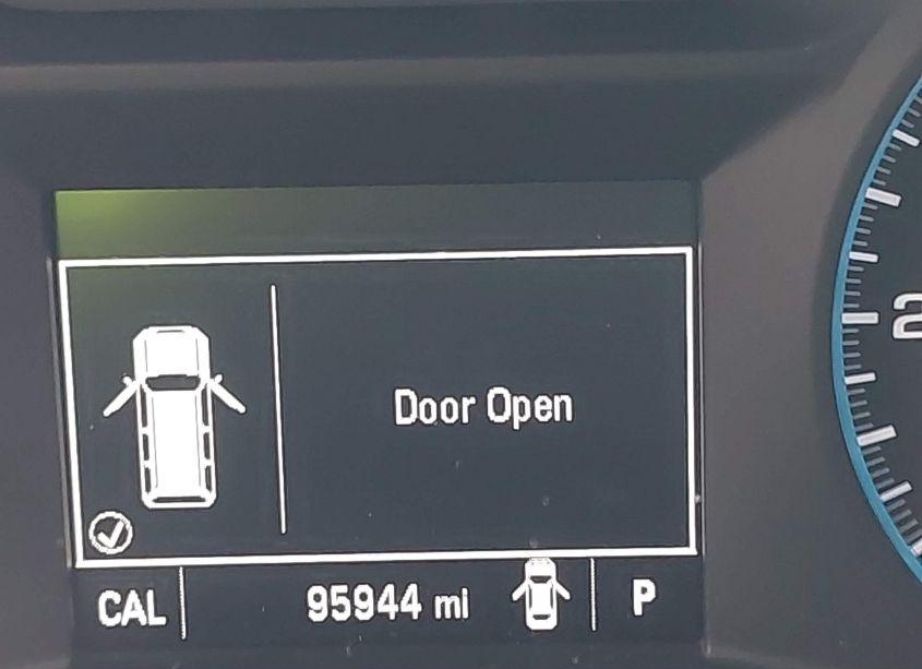 Photo 16 of 2018 Chevrolet Equinox LT (VIN 2GNAXJEVXJ6109589)