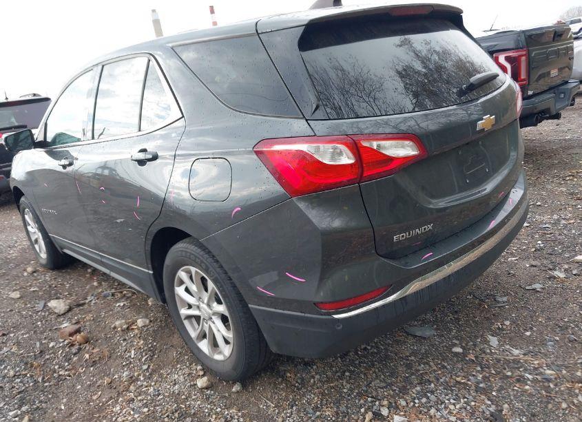 Photo 3 of 2018 Chevrolet Equinox LT (VIN 2GNAXJEVXJ6109589)