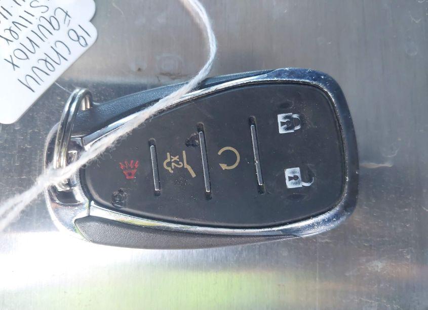 Photo 11 of 2018 Chevrolet Equinox LT (VIN 2GNAXJEVXJ6187886)