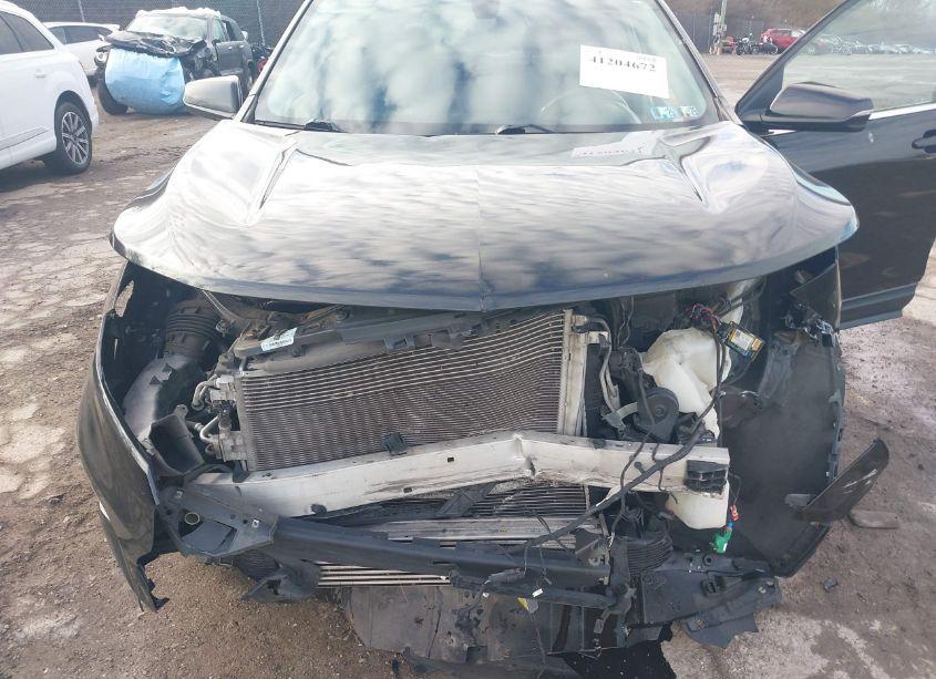 Photo 10 of 2018 Chevrolet Equinox LT (VIN 2GNAXJEVXJ6218733)